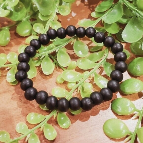 Round Beaded Bracelet- New - Picture 1 of 3